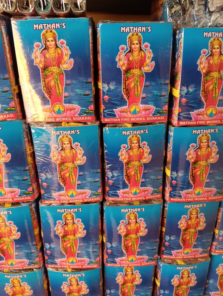 4' Delux Lakshmi